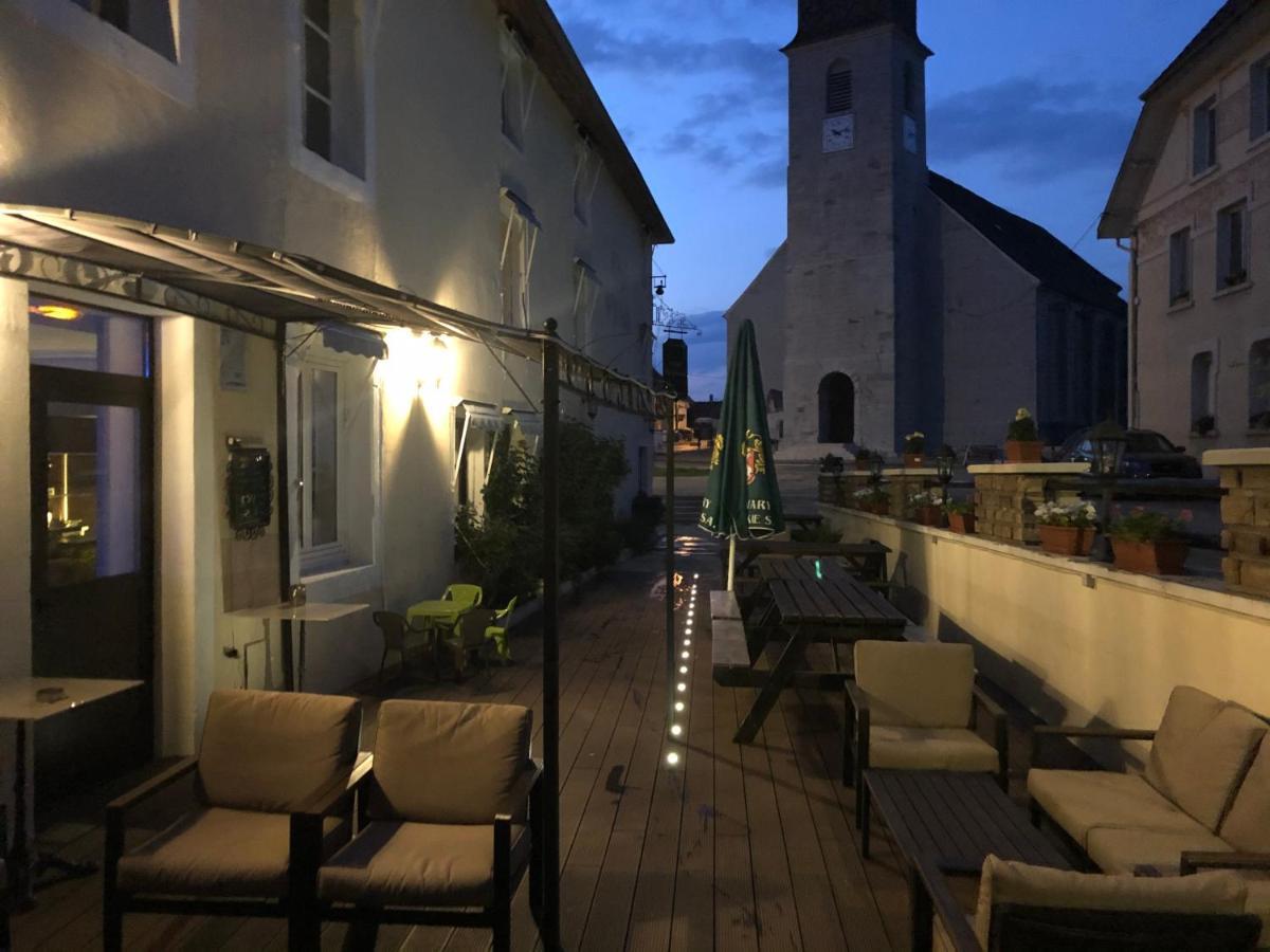 Hotel D'Artiste Pierrefontaine-les-Varans ภายนอก รูปภาพ