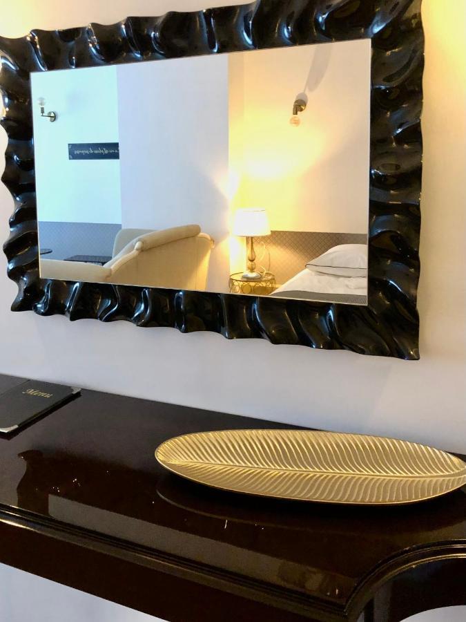 Hotel D'Artiste Pierrefontaine-les-Varans ภายนอก รูปภาพ