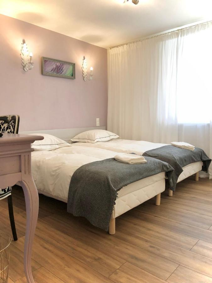 Hotel D'Artiste Pierrefontaine-les-Varans ภายนอก รูปภาพ